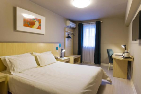 Гостиница Jinjiang Inn Yulin High Tech. Zone Donghuan Road  Юйлинь